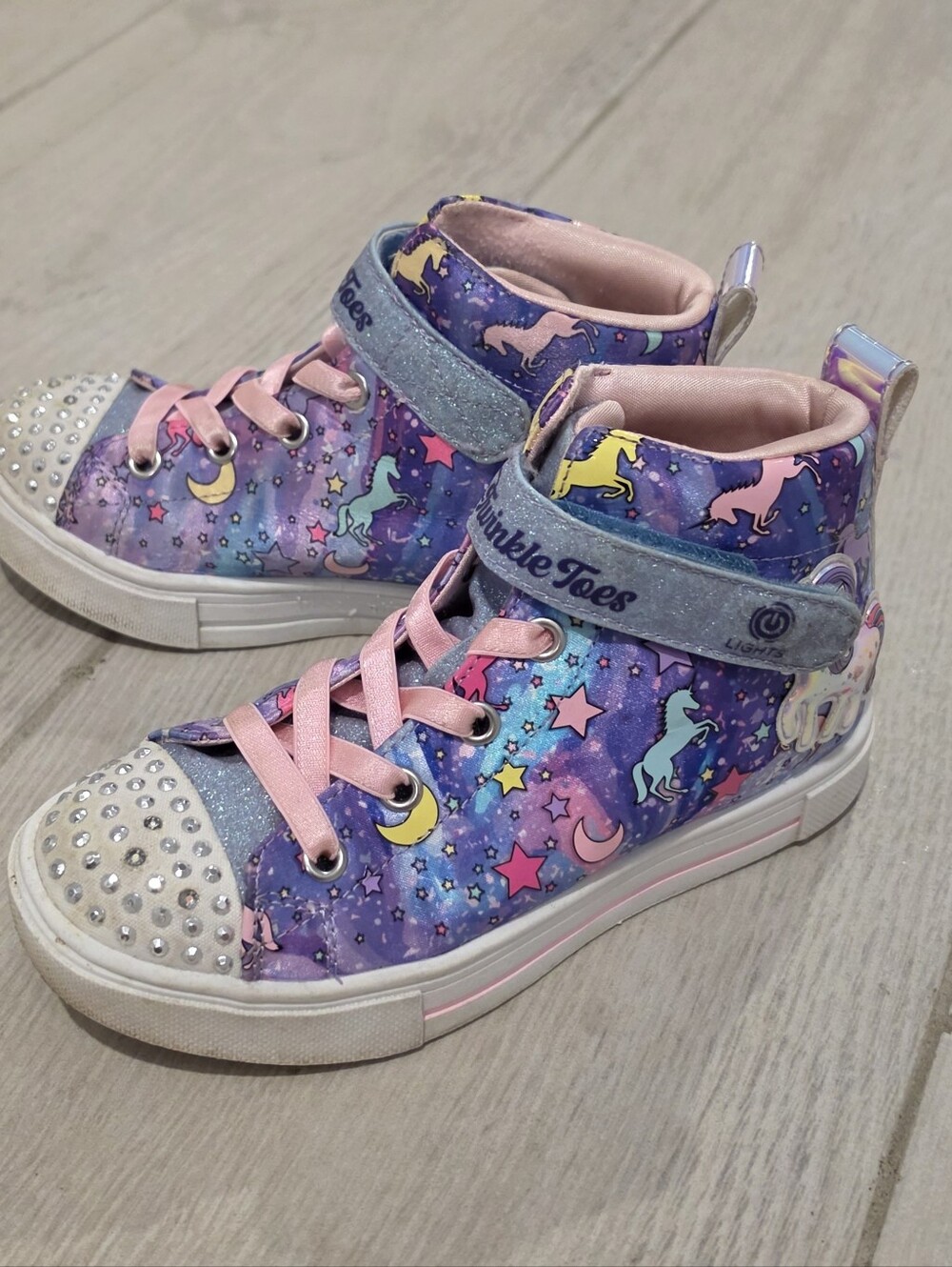 Skechers Twinkle Toe High Top Stay Put Light Up Magical Unicorn Rainbow Sneakers